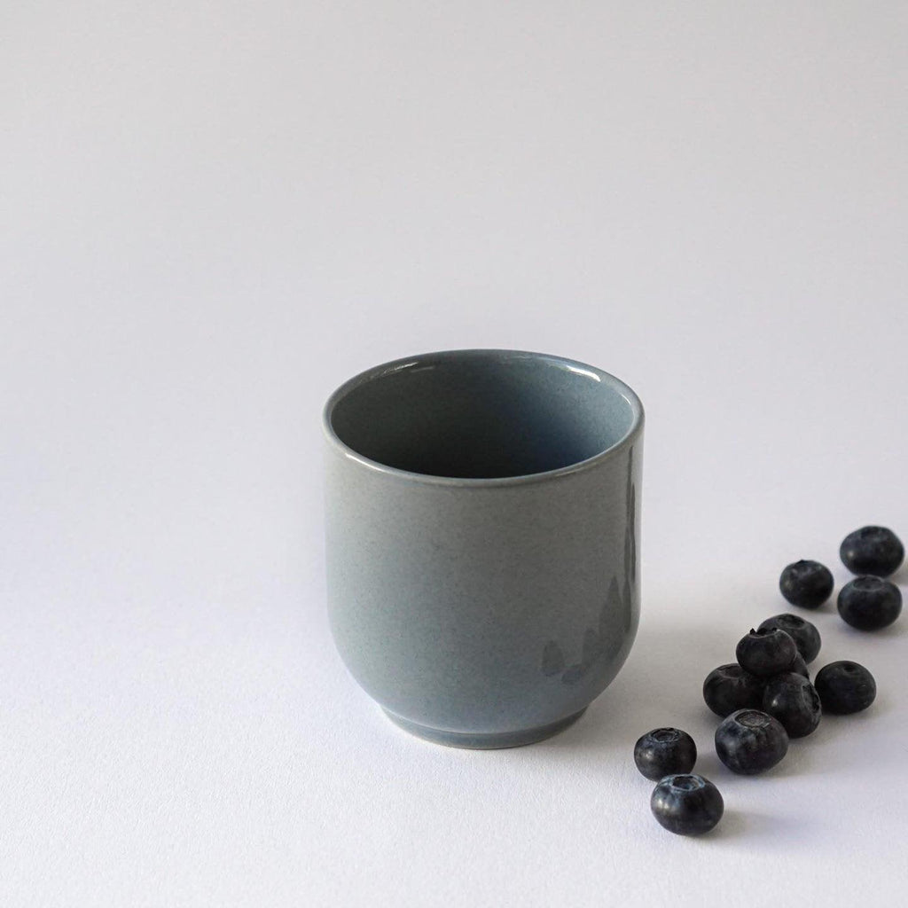 Keramik Krus uden hank - Hollyhock - indre Ceramics - Fjord Blue - 200 ml - no beige
