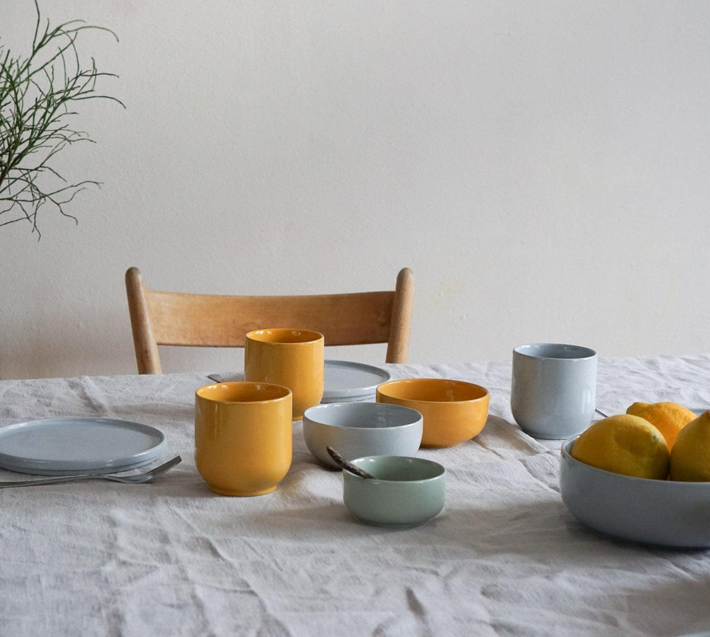 Keramik Krus uden hank - Hollyhock - indre Ceramics - Late Summer Yellow - 200 ml - no beige