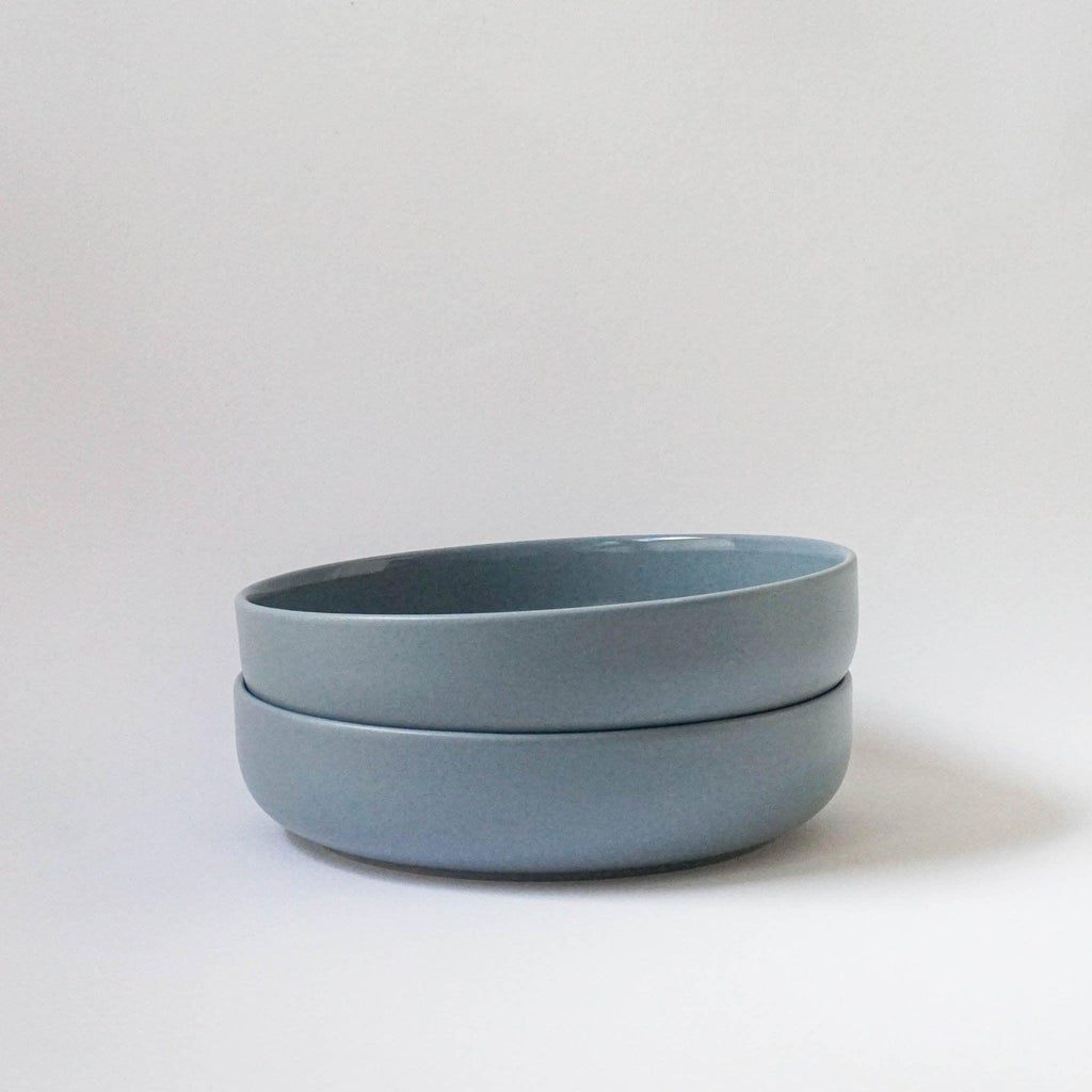 Keramik Skål - Hollyhock dia. 22 cm - indre Ceramics - Fjord Blue Matt - 1.000 ml - no beige