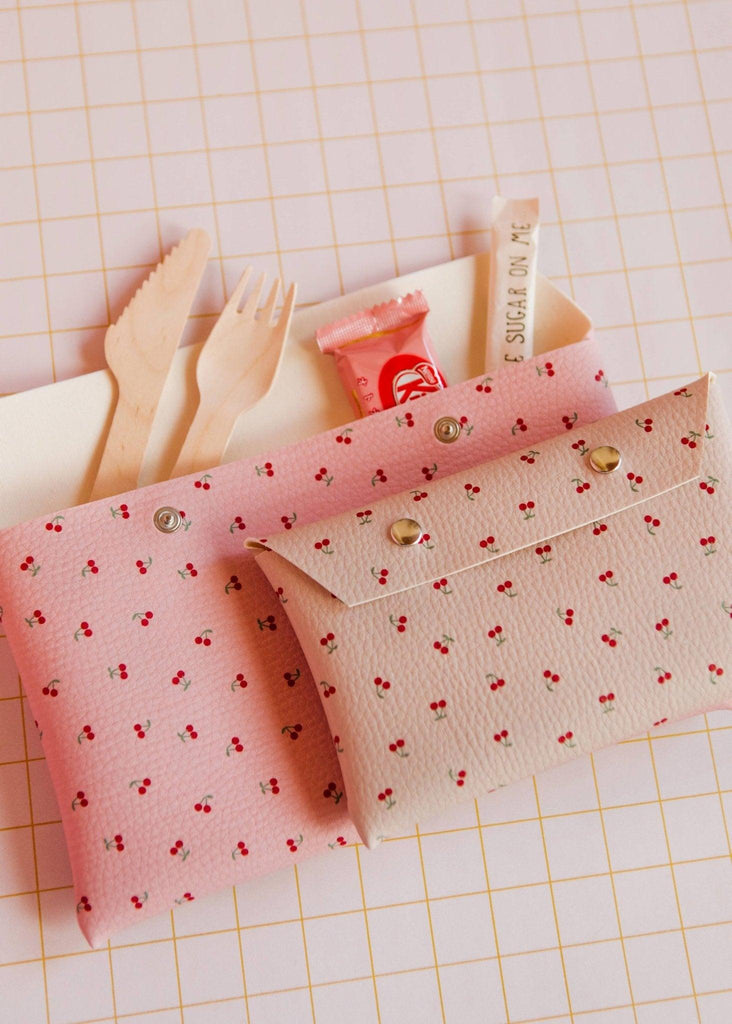 Kosmetikpung | Clutch - Cherries Pink Cases - ECKE - Kirsebær print - no beige