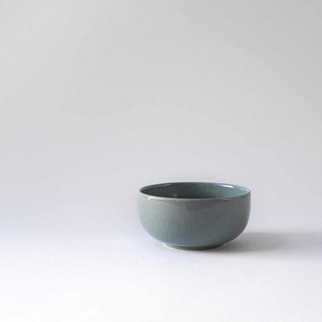 Lille håndlavet keramik skål - mini Hollyhock - indre Ceramics - Fjord Blue - 150 ml - no beige