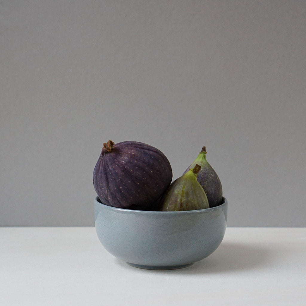 Lille håndlavet keramik skål - mini Hollyhock - indre Ceramics - Fjord Blue - 150 ml - no beige