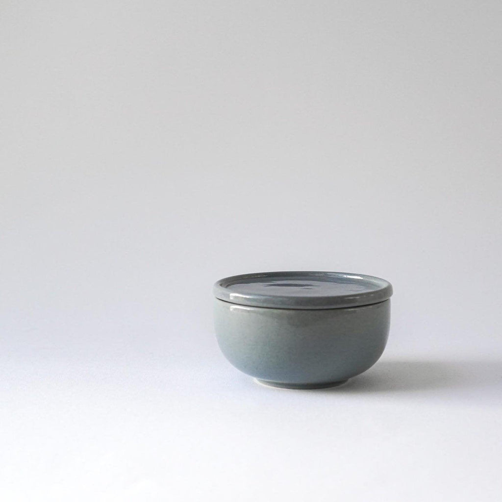 mini Keramik Tallerken | Låg til skål - Dia. 10,5 cm - indre Ceramics - Fjord Blue - no beige