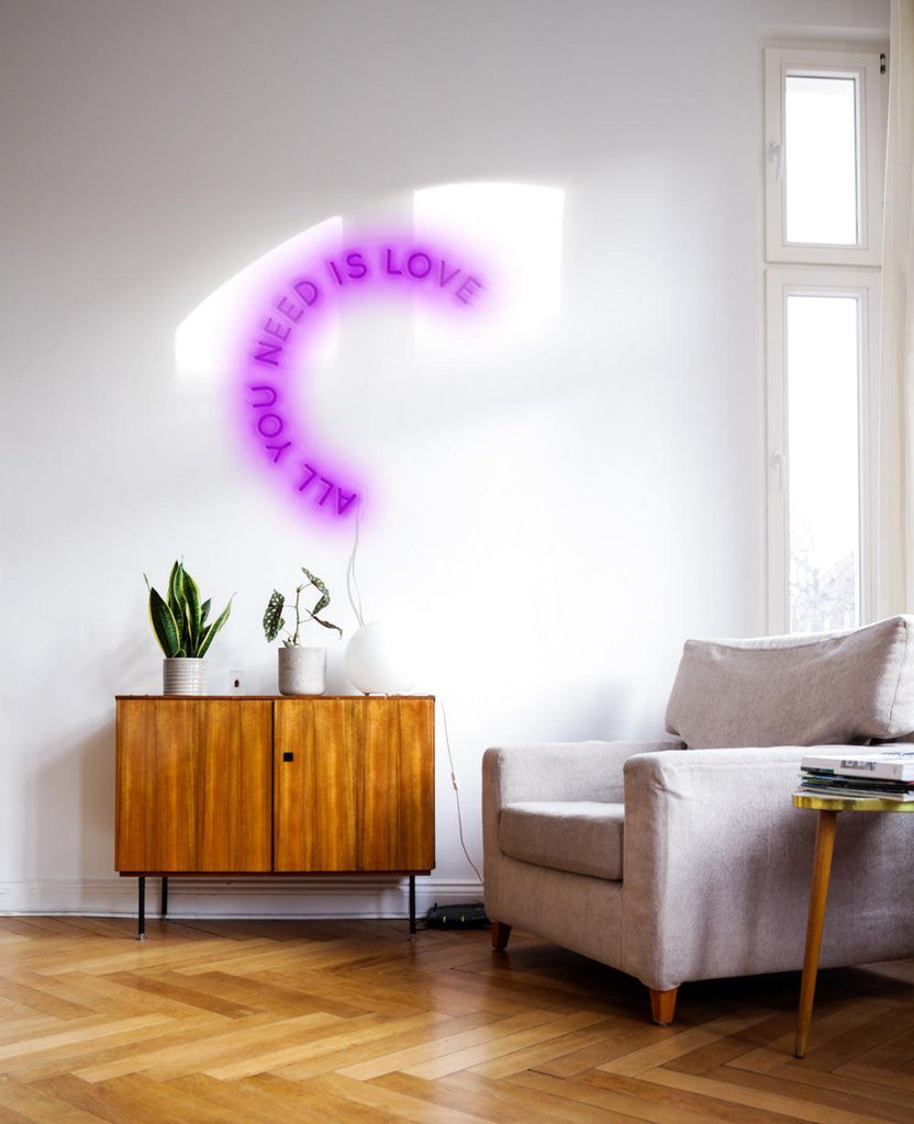 Neon LED skilt - Candyshock - All You Need is Love - no beige