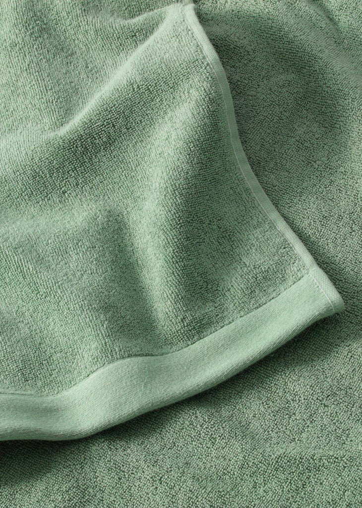 Sekan Studio Frotte håndklæde - Mørkegrøn - no beige